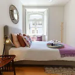 Apartment Downtown Santa Justa By Homing